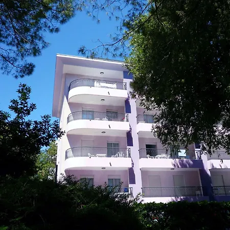 Relax By The Pool-beahost * Бибионе