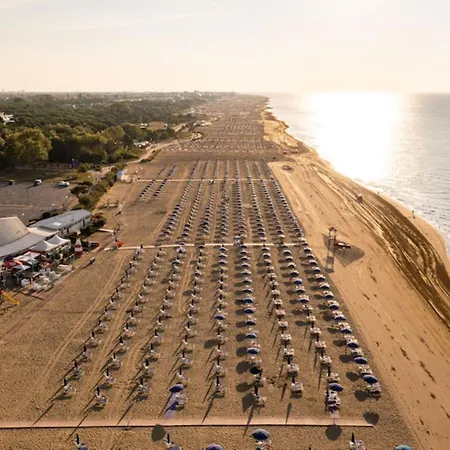 Apartment Relax By The Pool-beahost Bibione