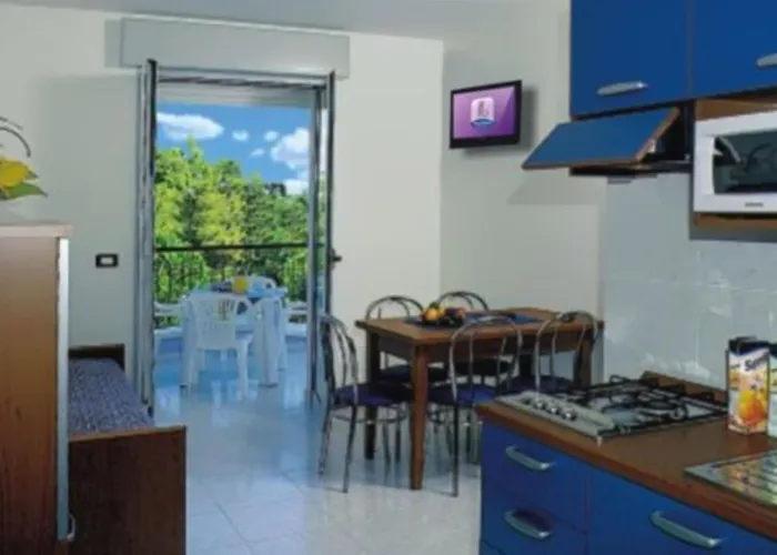 Relax By The Pool-beahost Апартаменты Бибионе